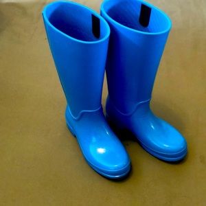 CROCS blue color sz 6” women’s boots